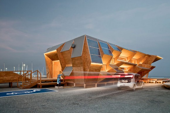 Masterful Wooden Pavilion Uses Digitally Fabricated Solar Panels
